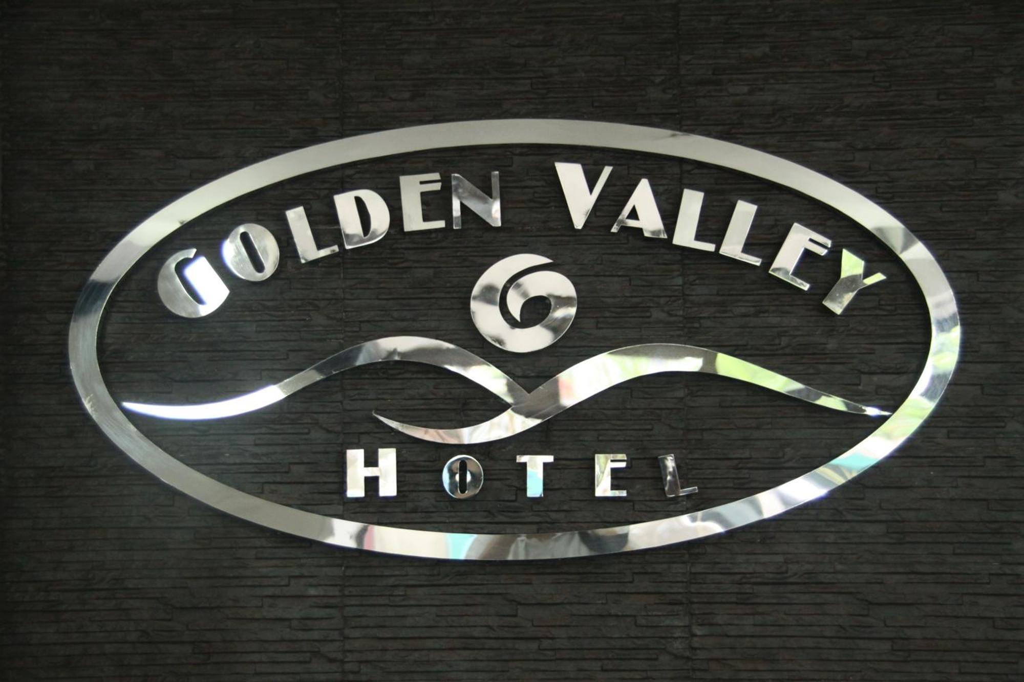 Golden Valley Hotel Себу Экстерьер фото